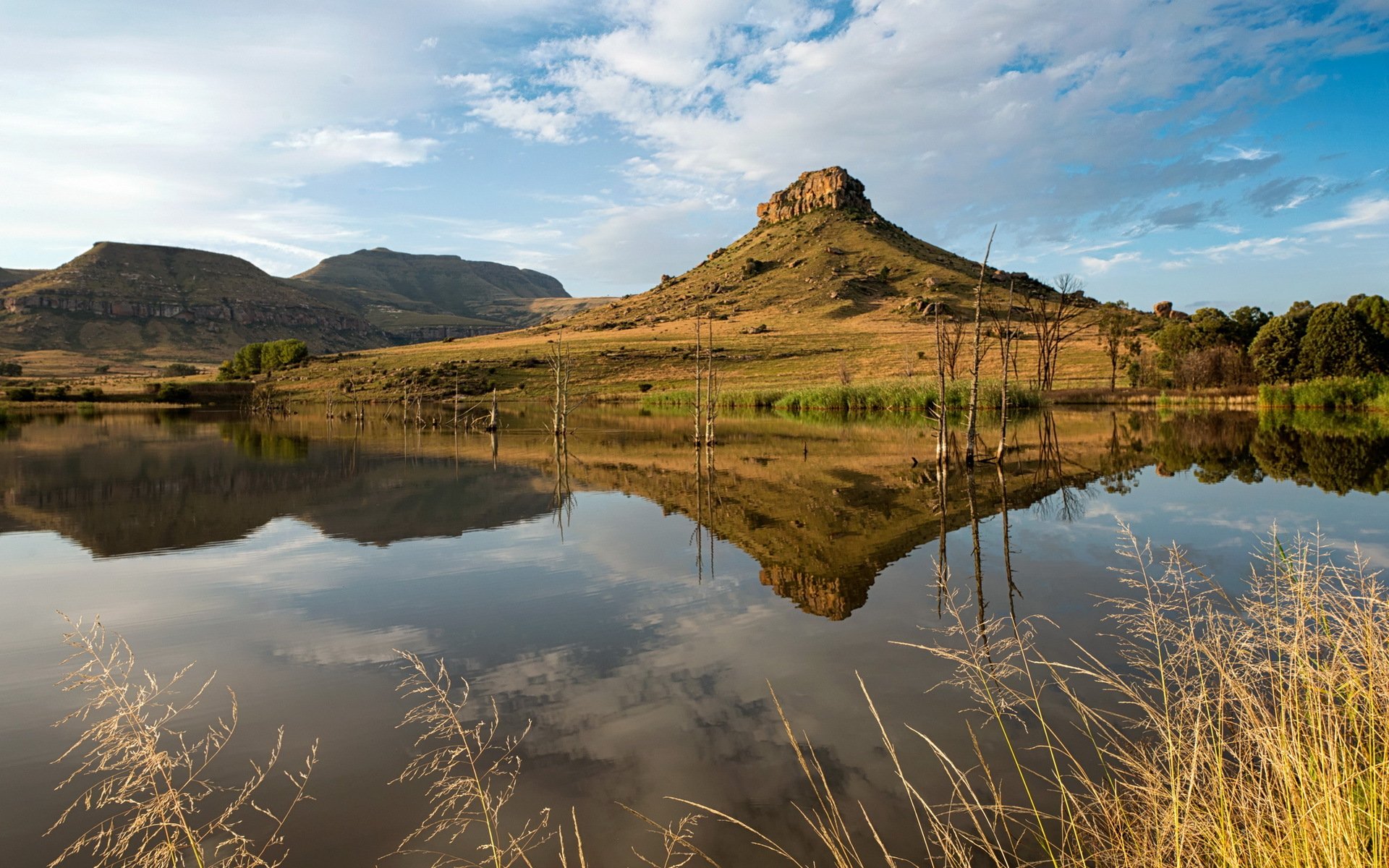 lago montaña paisaje