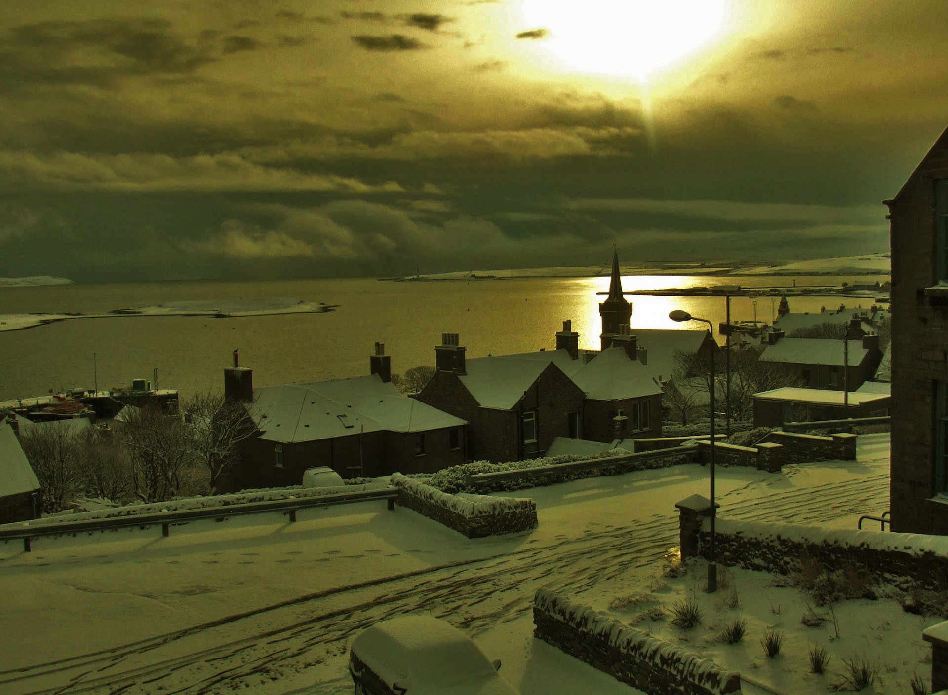 ky clouds sunset night sea winter town house street snow