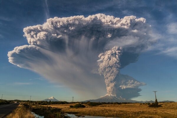 Извержение вулкана в Чили 2015