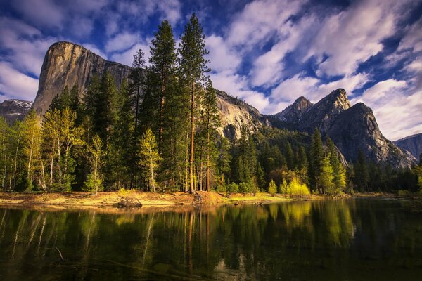 Mountain nature in California National Park