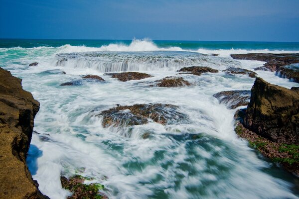 Surf in the Indian Ocean