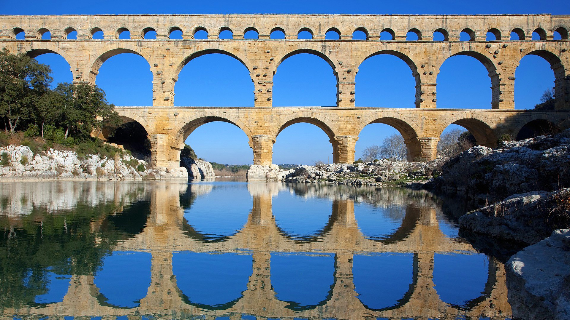 cielo fiume alberi ponte pilastro arco acquedotto