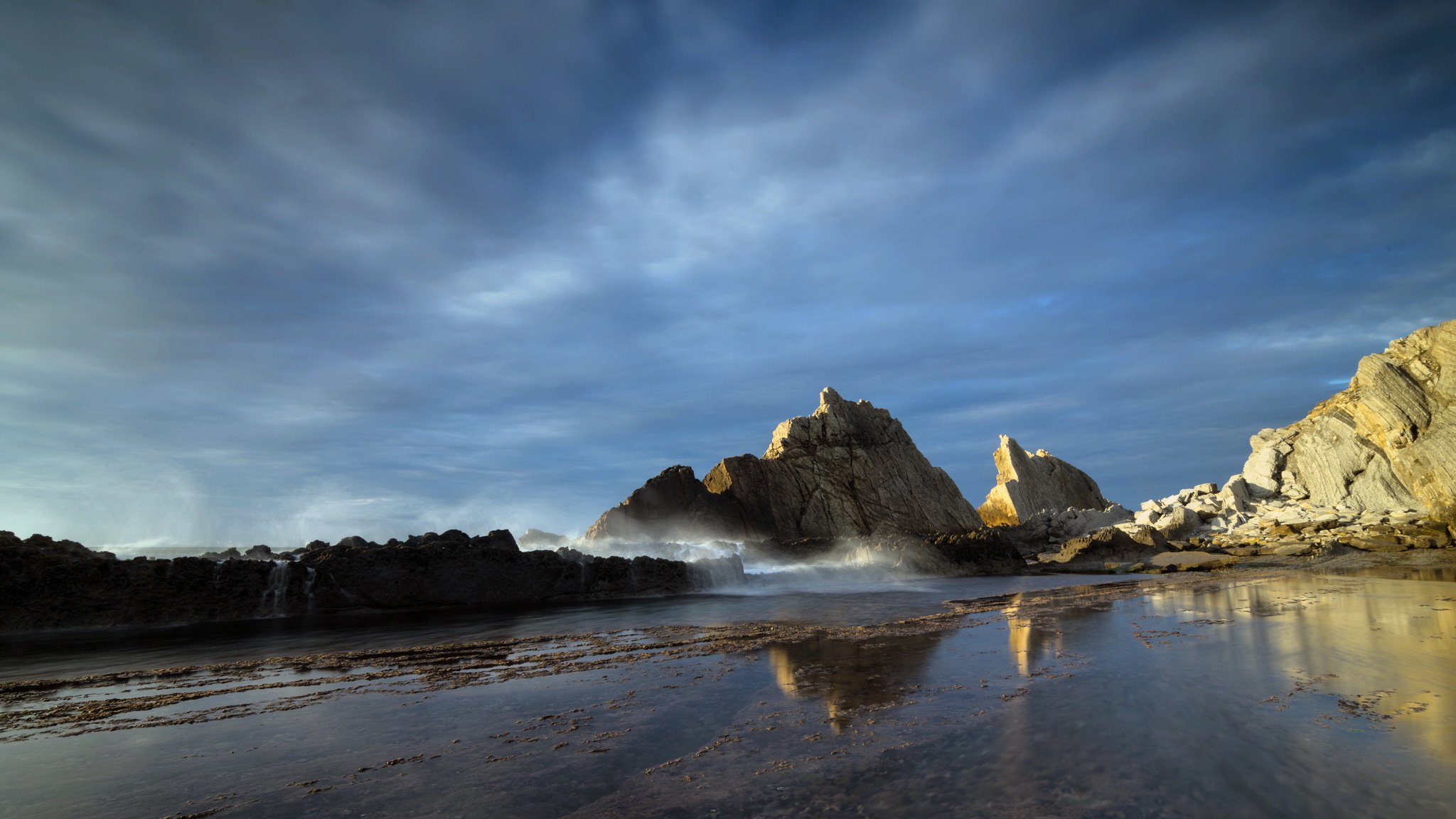 mar costa rocas paisaje