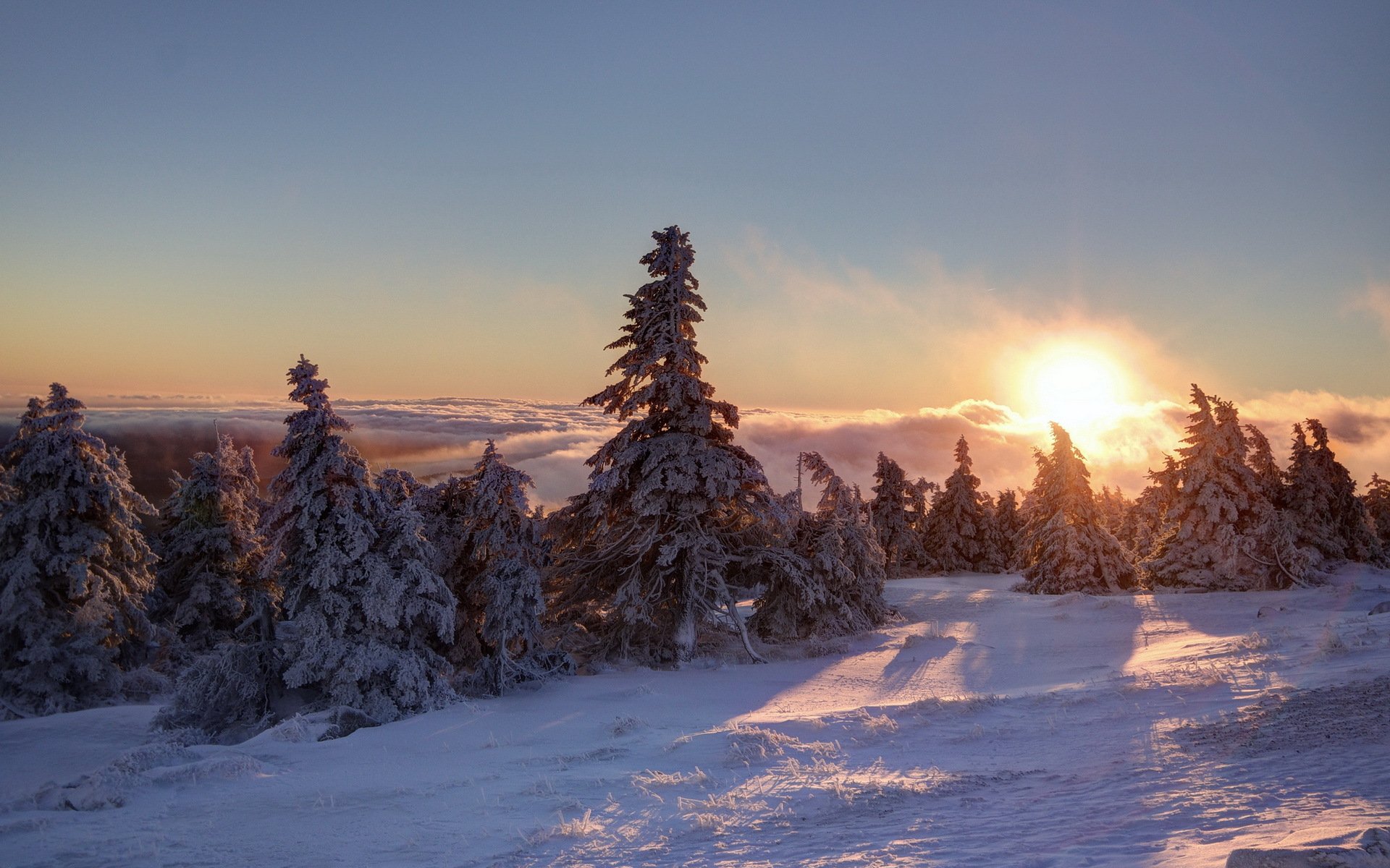 broken sonnenaufgang morgen nebel wolken berg schnee eis