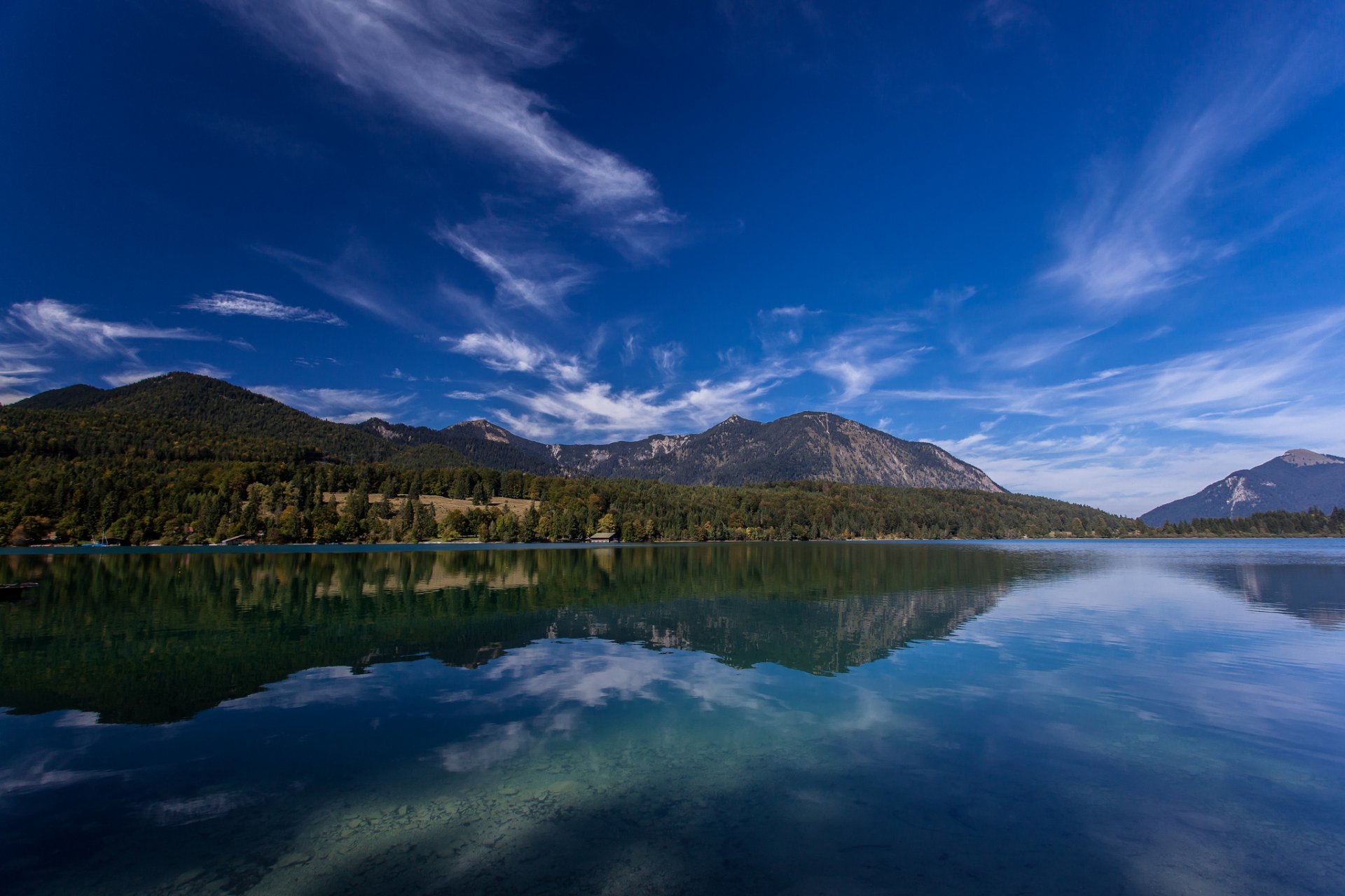 walchensee walchensee bayern deutschland alpen walchensee berge reflexion