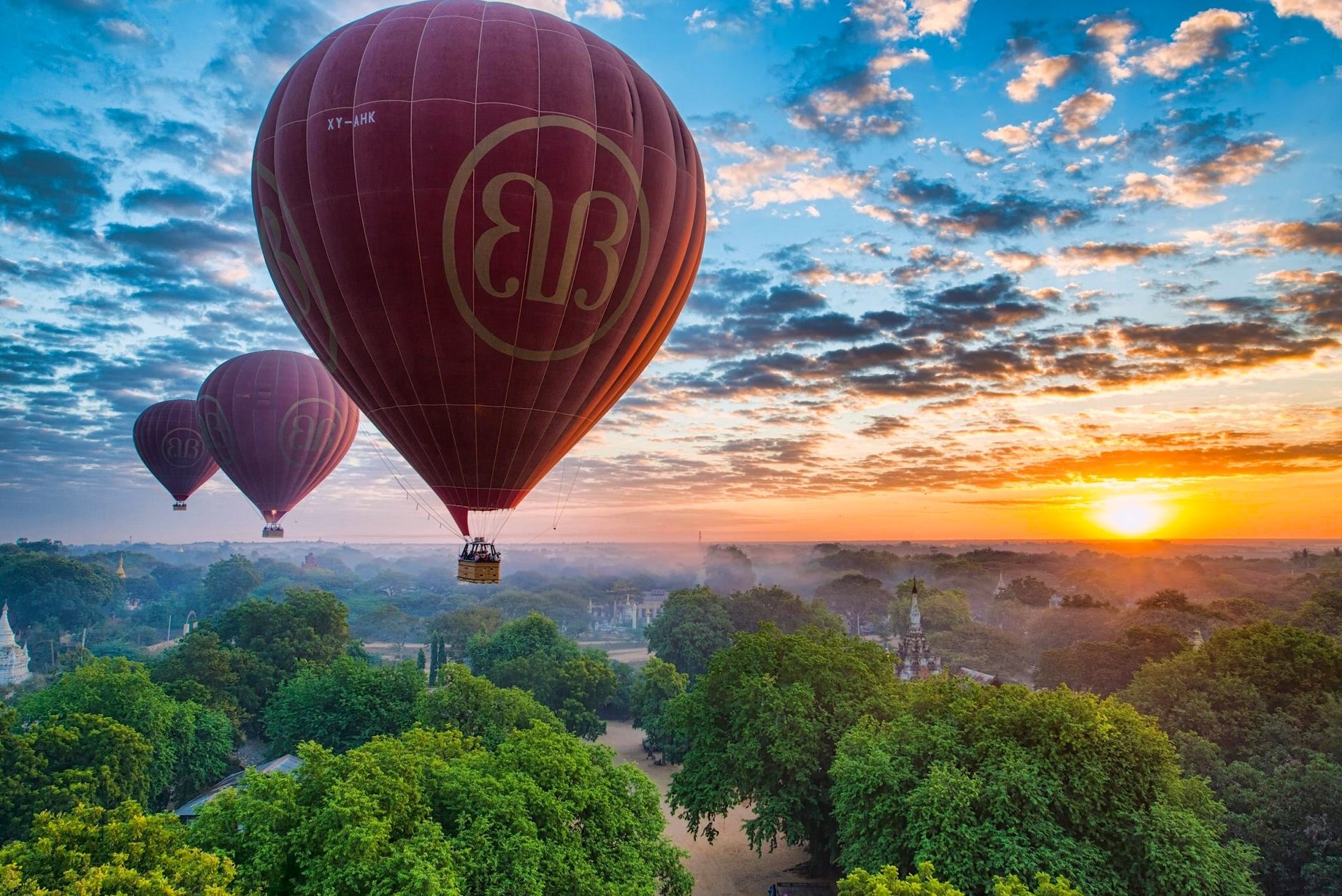 bagan myanmar burma pagan luftballons himmel sonnenuntergang panorama