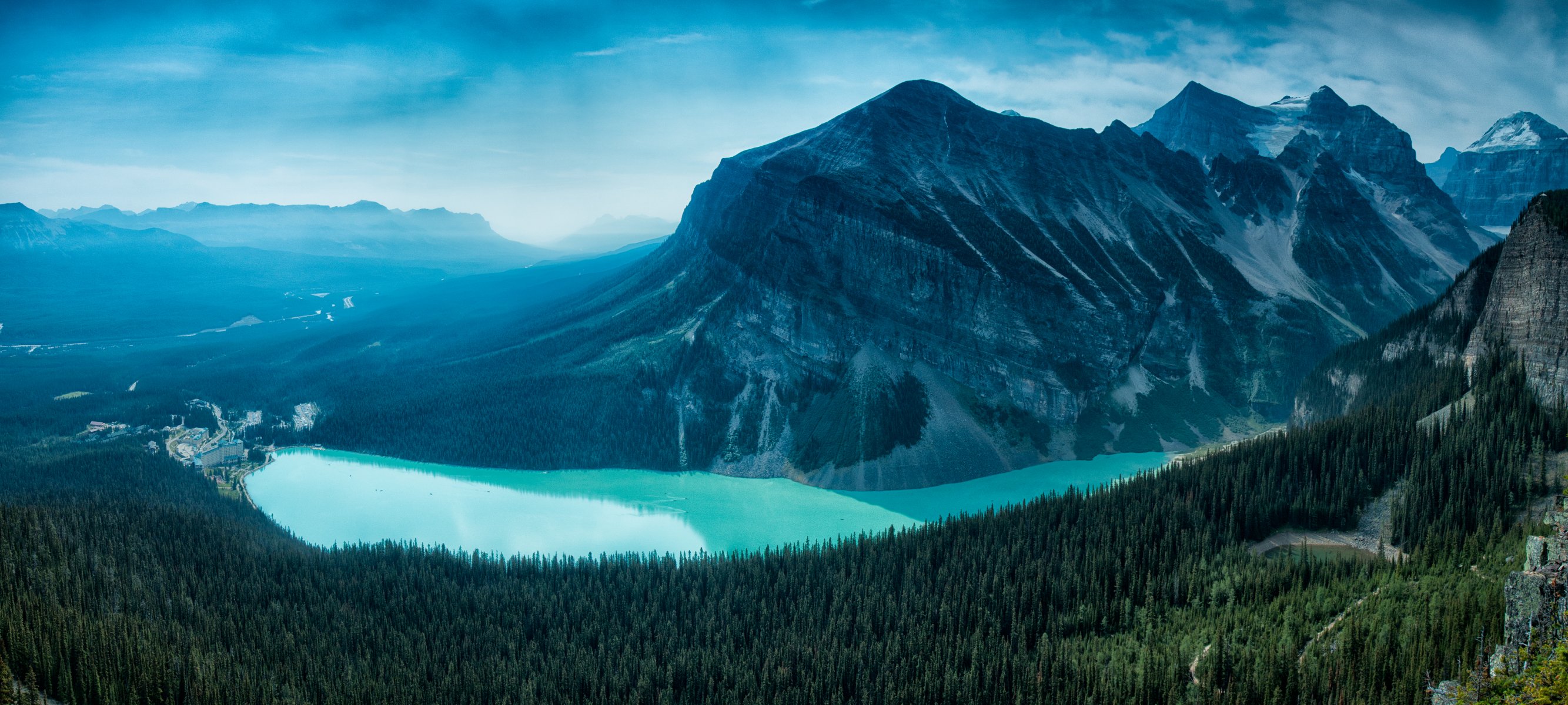 lake louise alberta kanada berg wald