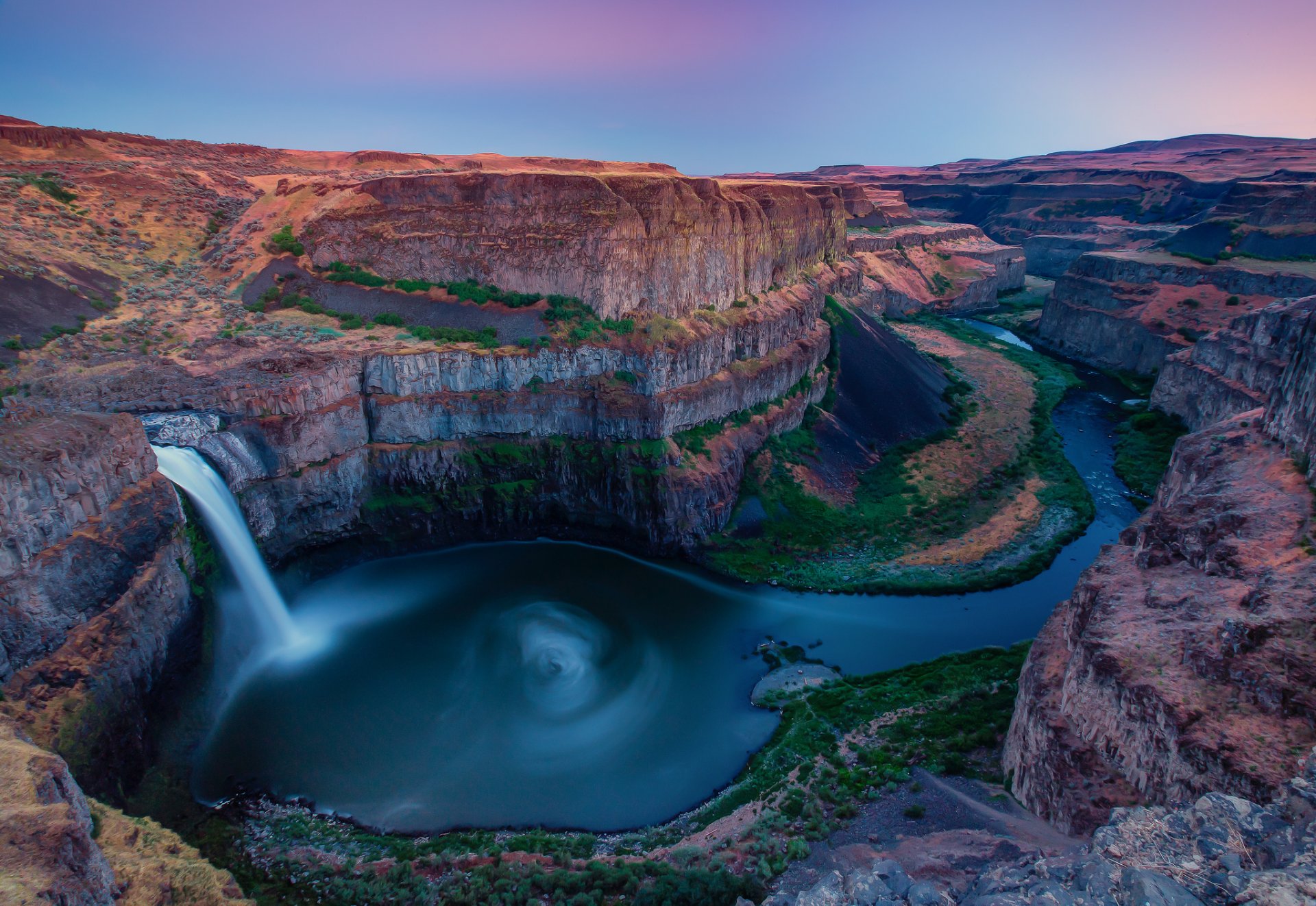 palouse falls state park waszyngton usa kanion wodospad rzeka zachód słońca