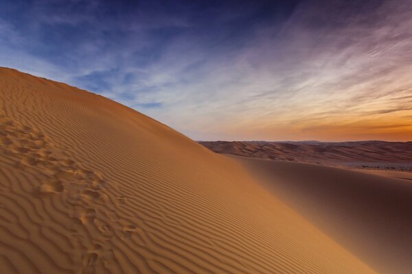 Paesaggio all orizzonte delle dune di sabbia