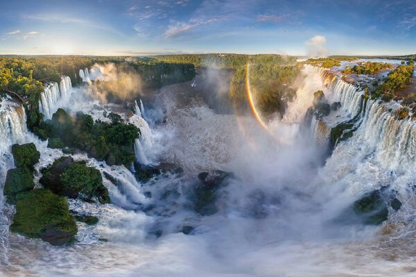 Rainbow Falls w Ameryce Południowej