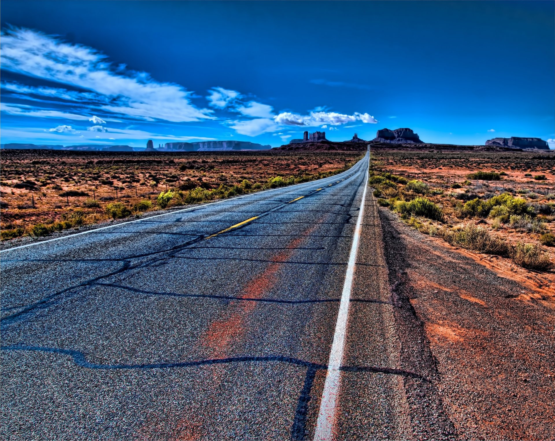 monument valley usa route ciel nuages montagnes monuments nature prairie