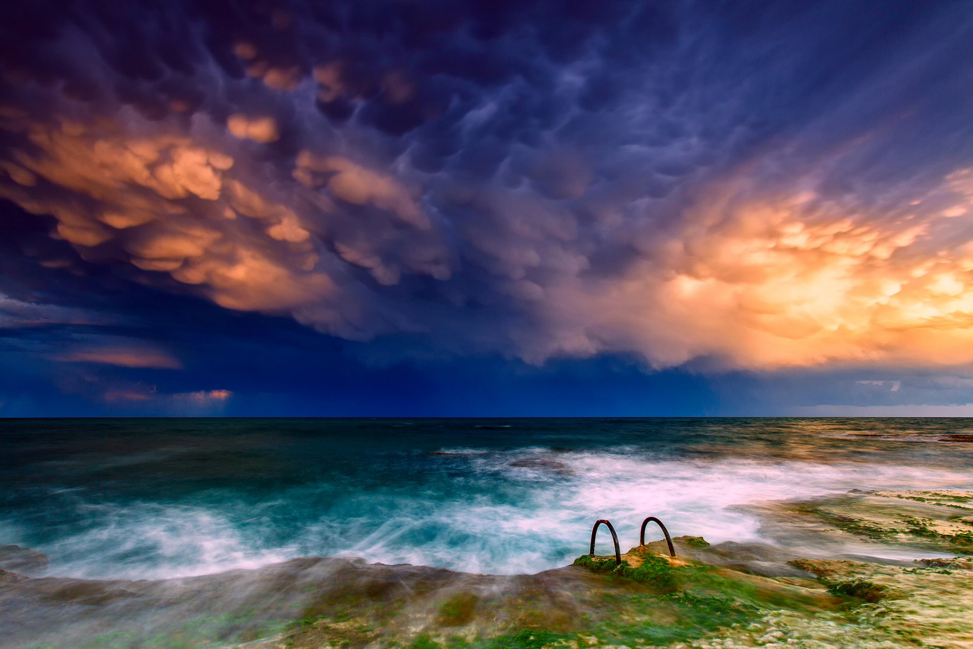 mare cielo nuvole molo esposizione