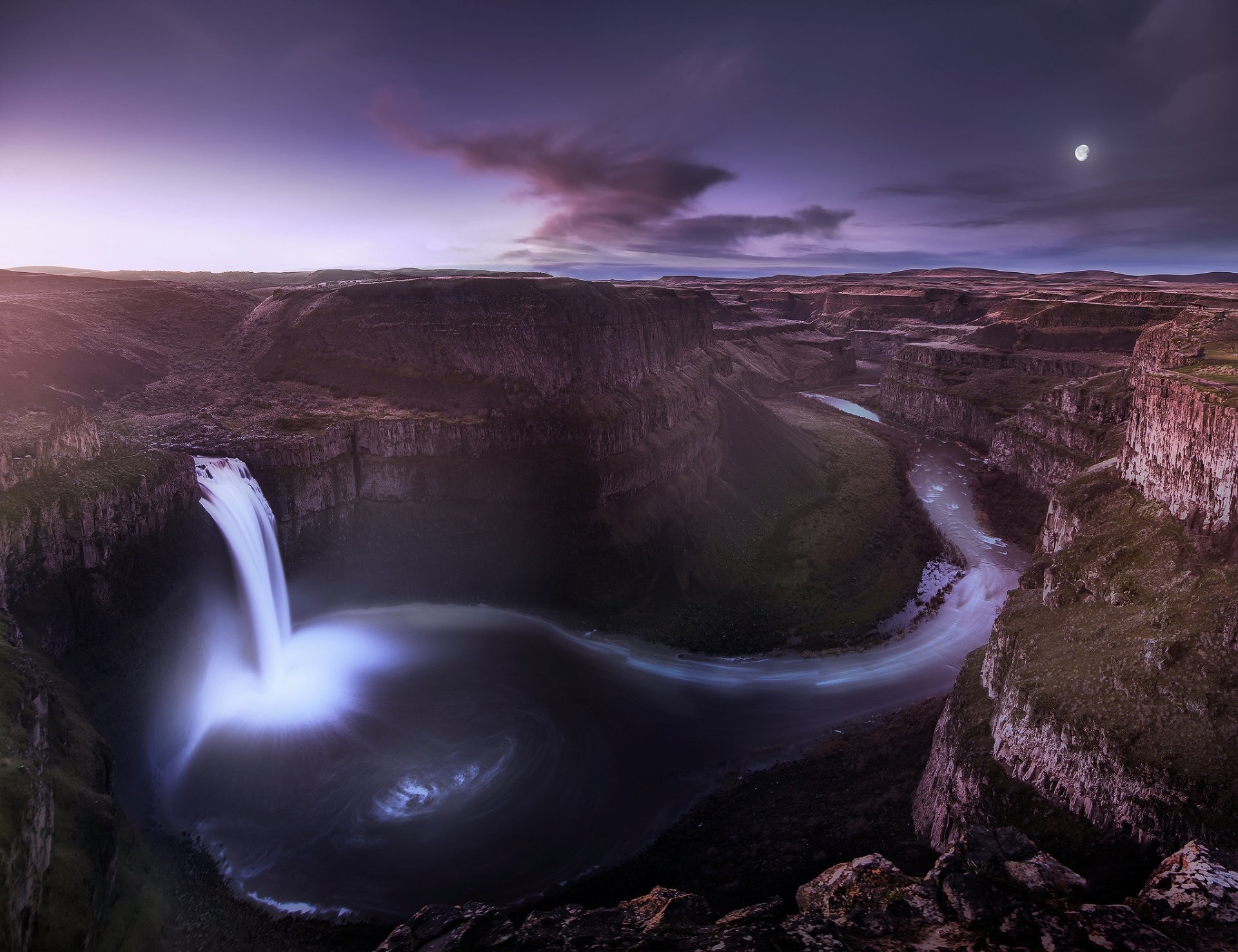 stati uniti washington stato valle canyon cascata notte lilla cielo nuvole mese luna