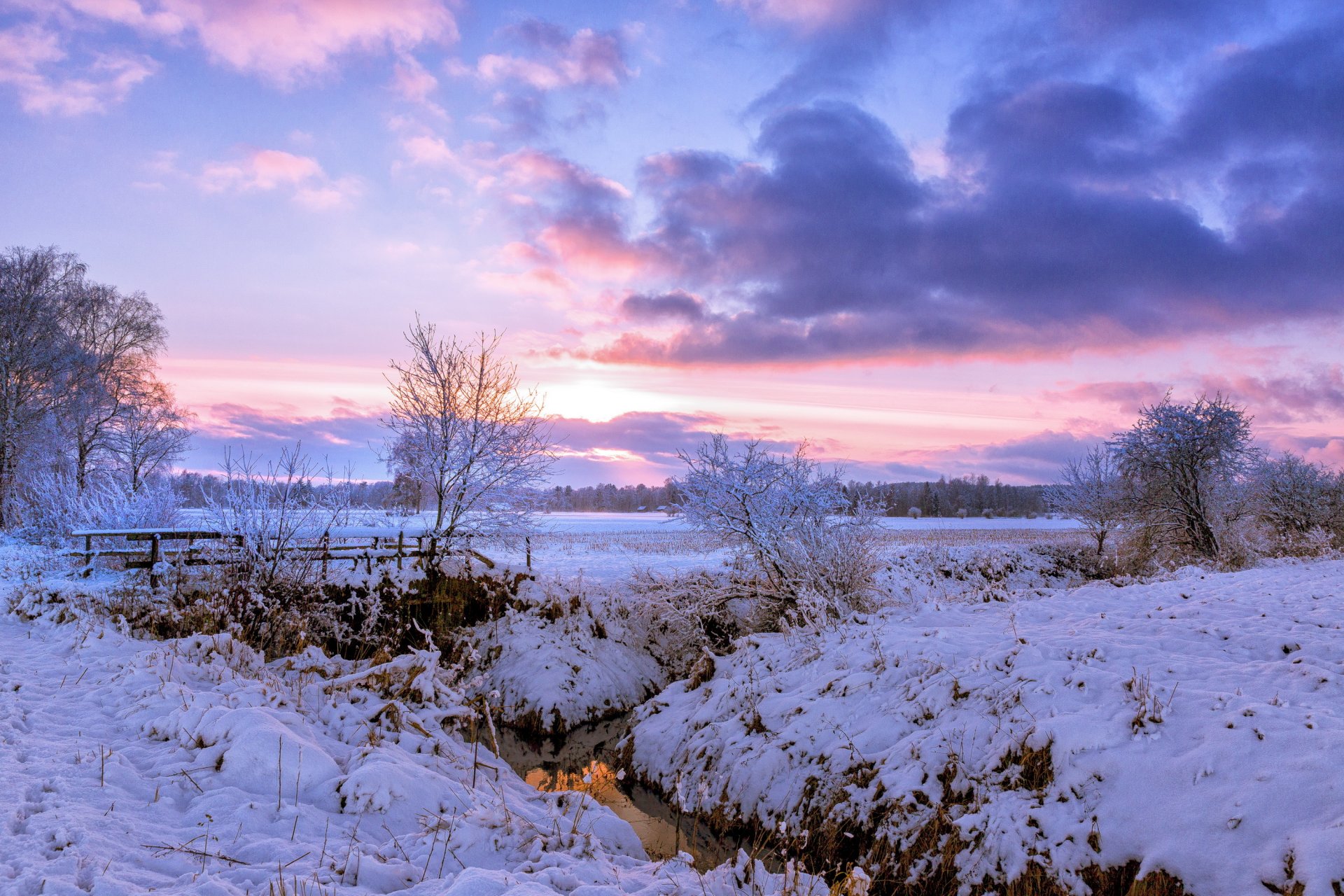 campo árboles pueblo río puente nieve invierno mañana amanecer