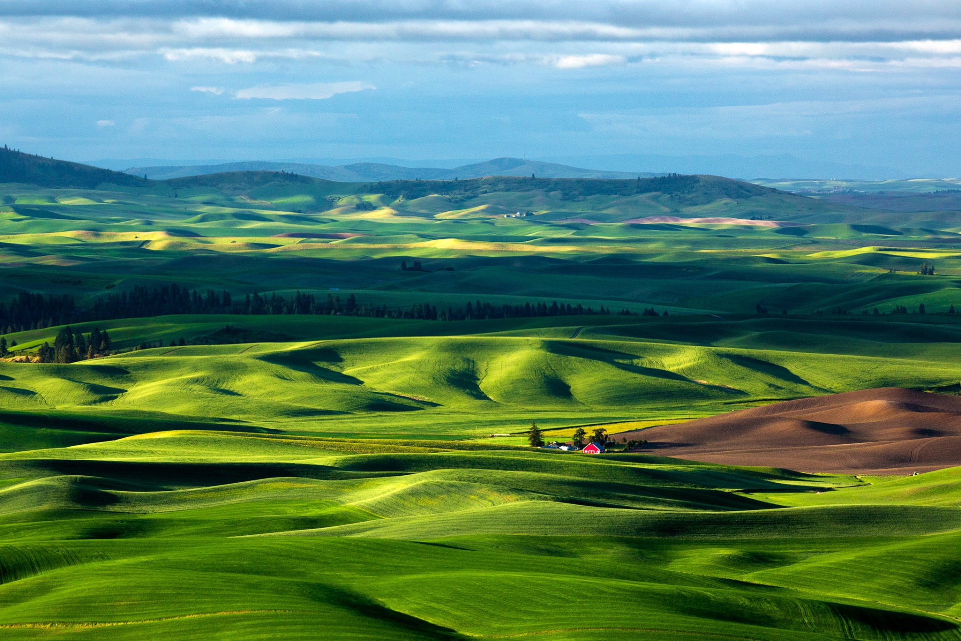 italien himmel berge hügel felder gras bäume haus