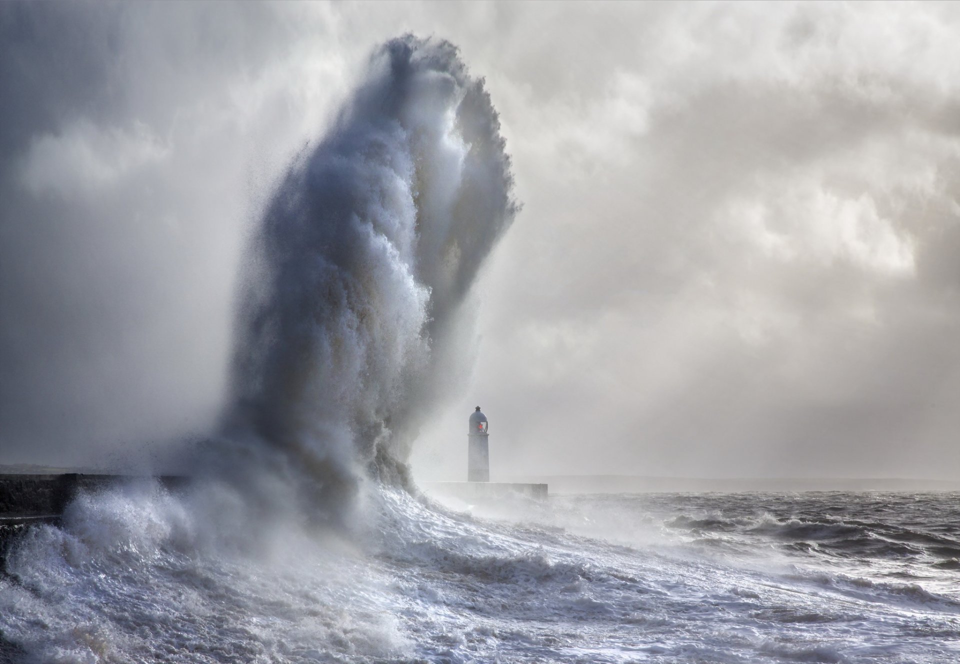 porthcawl lighthouse giant wave landscape sea