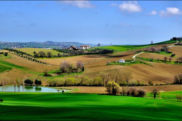 Belle vue sur les collines