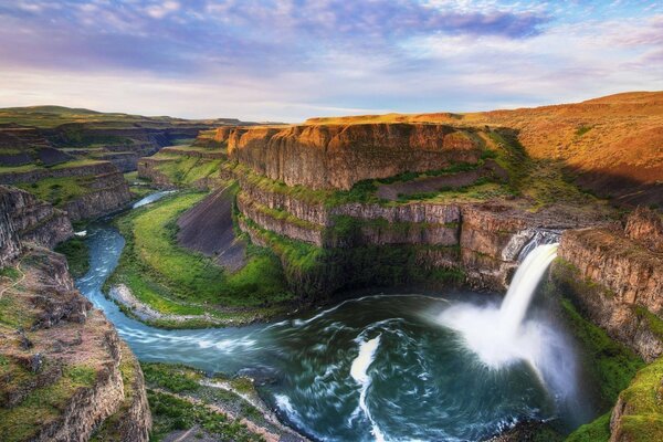 Las cataratas del Niágara a vista de pájaro