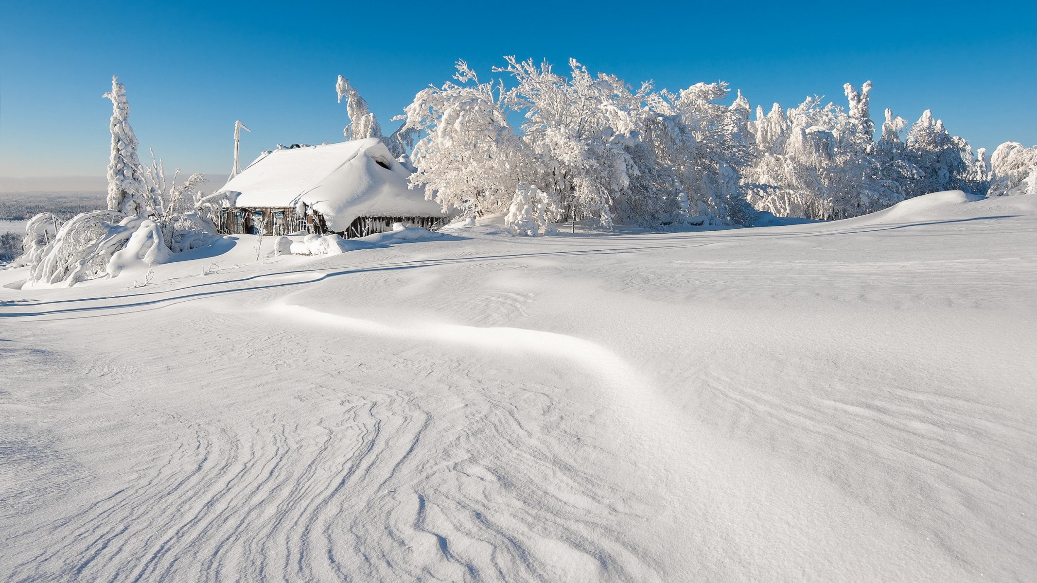 neige hiver maison paysage