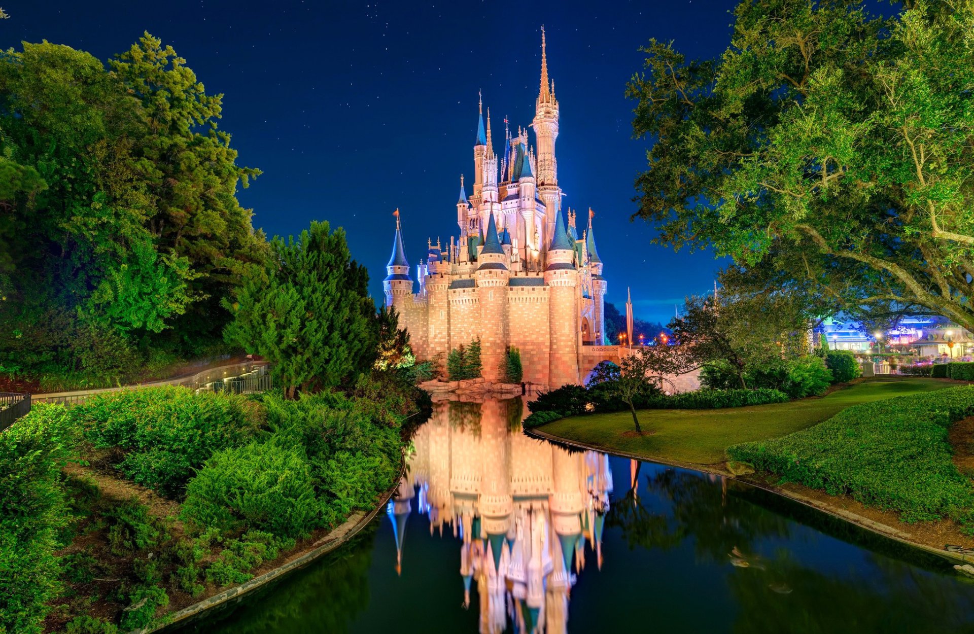 disneyland castillo de cenicienta estados unidos orlando cielo estrellas parque árboles río