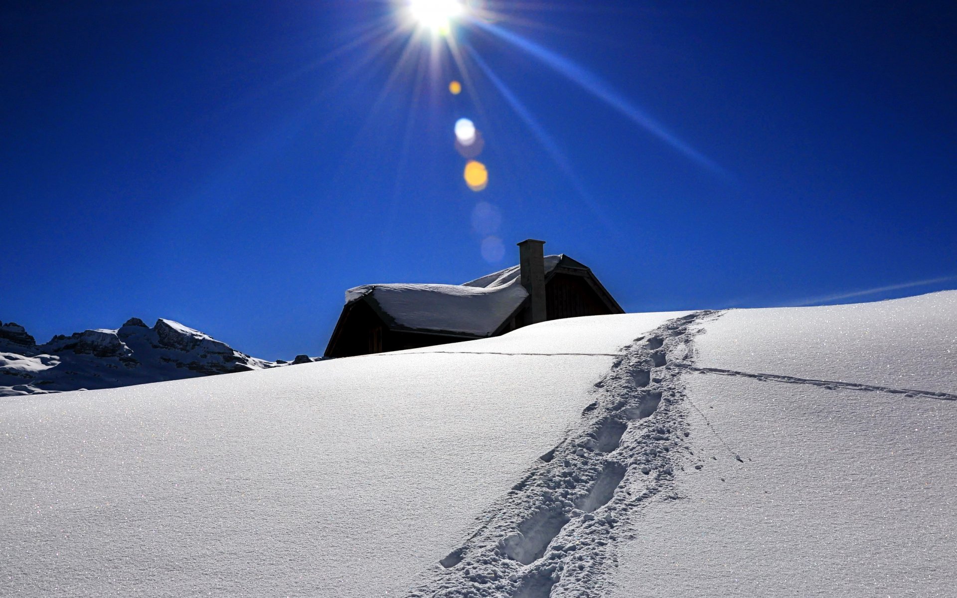 winter schnee haus spuren himmel landschaft