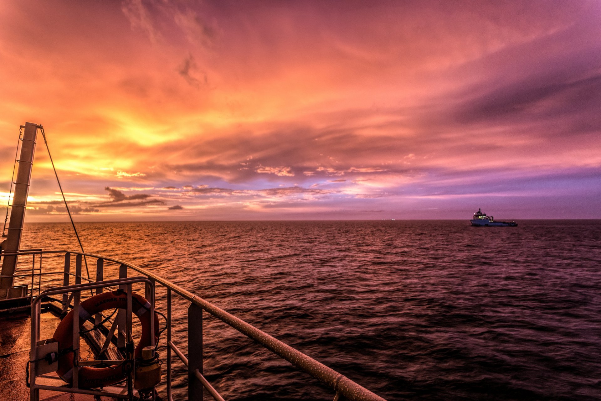 meer schiffe sonnenuntergang