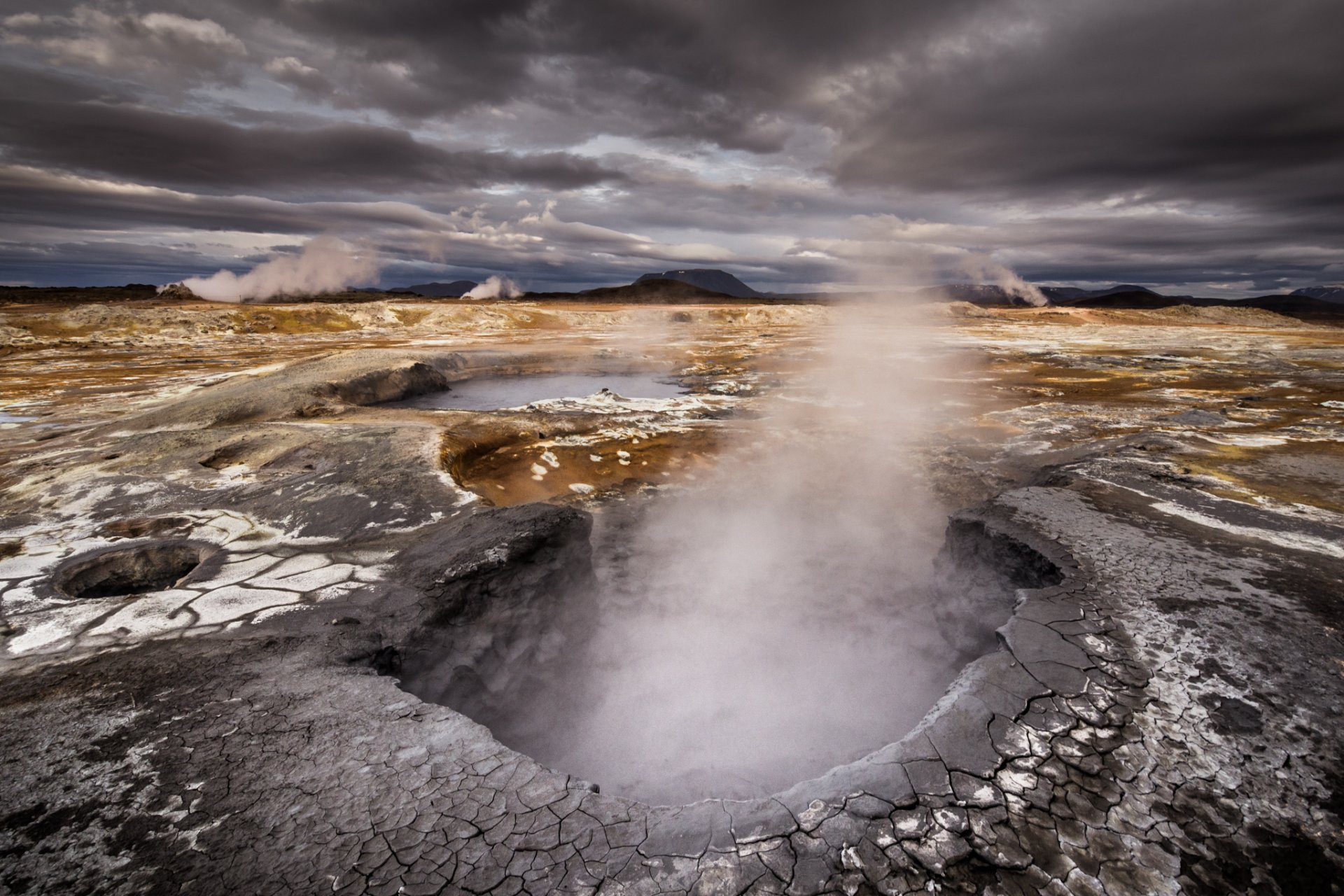 iceland landscape smoke lake pit clouds sulfur