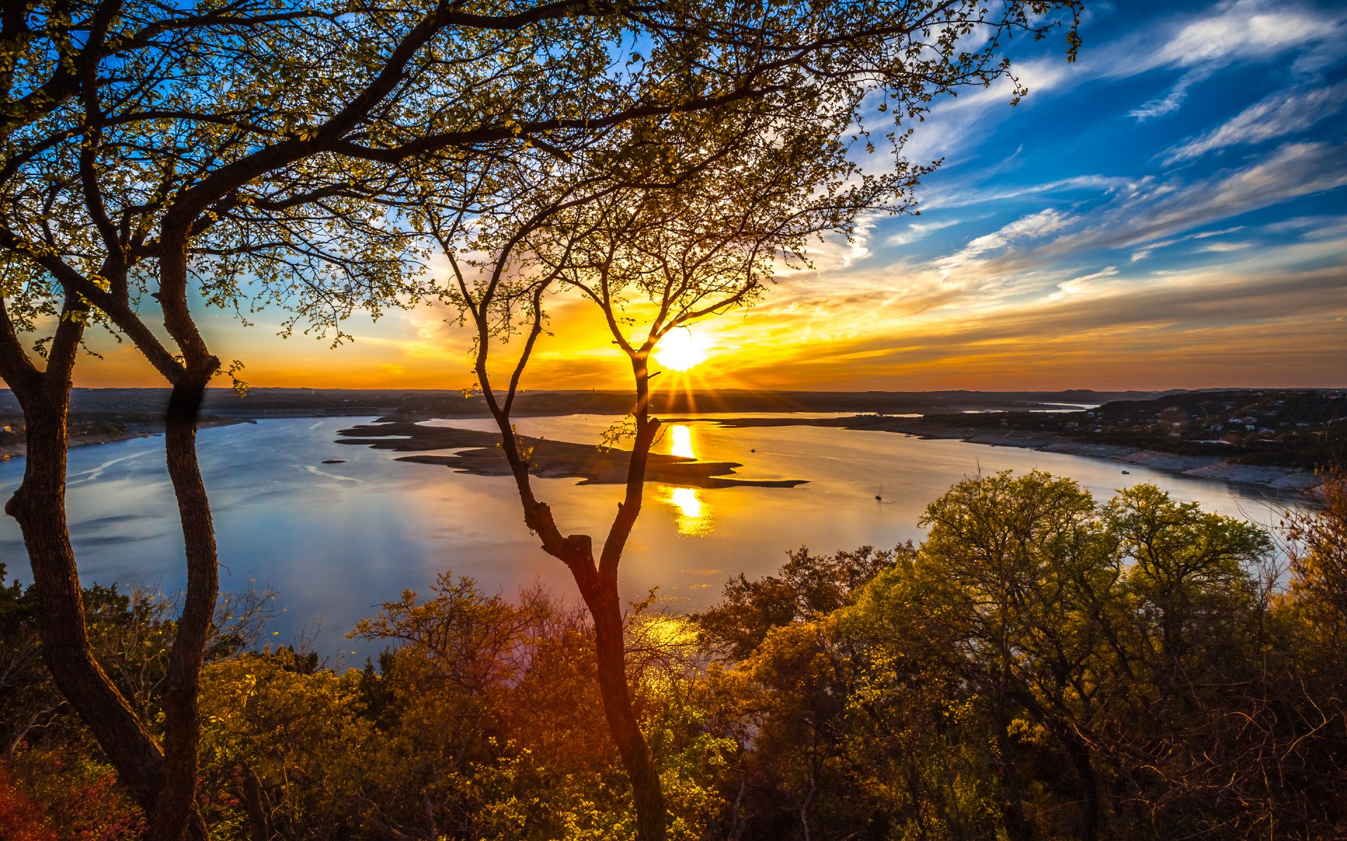 lago travis austin texas estados unidos cielo nubes puesta de sol lago sol árboles