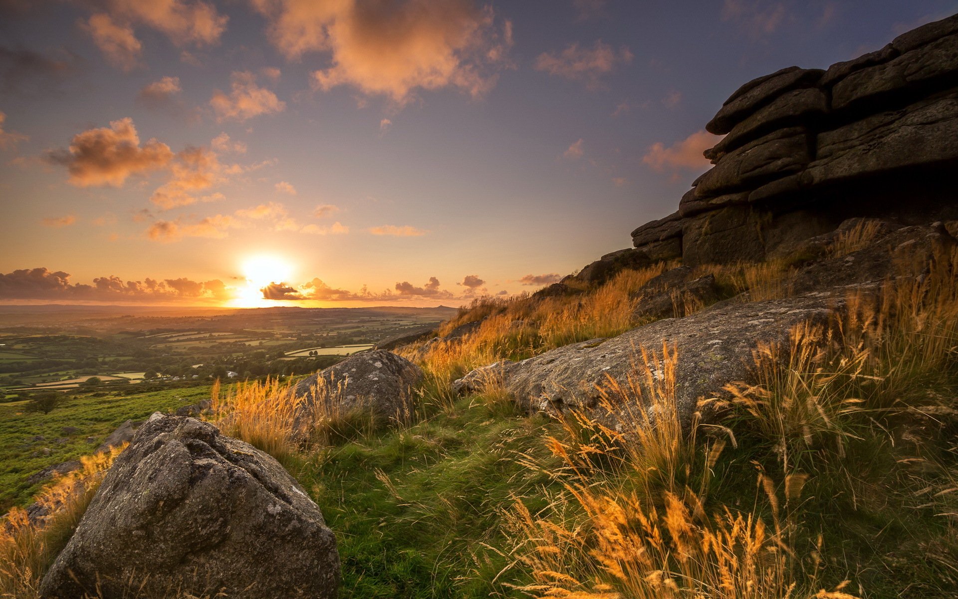 coucher de soleil champ paysage