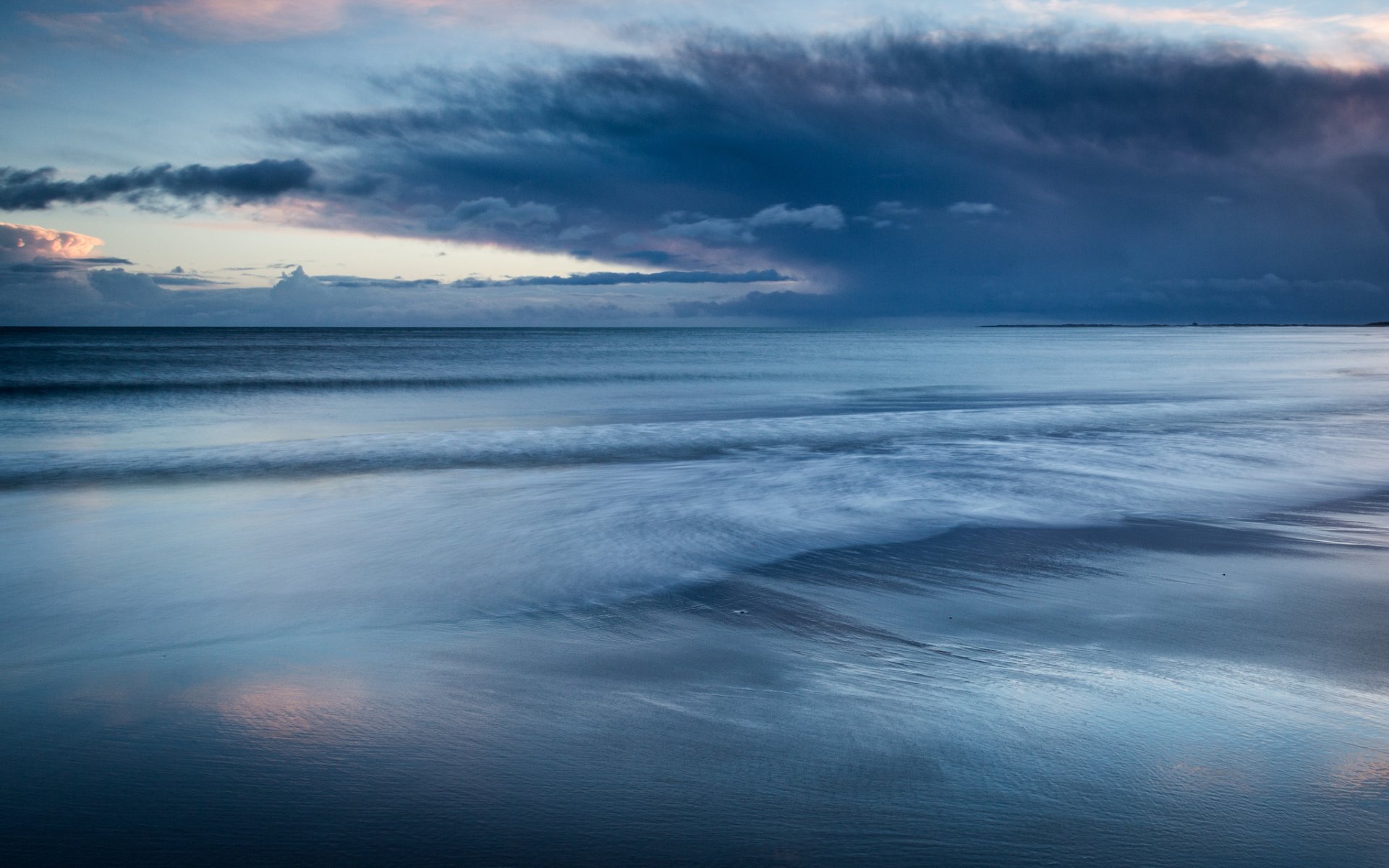 großbritannien england nordsee brandung küste abend himmel wolken wolken