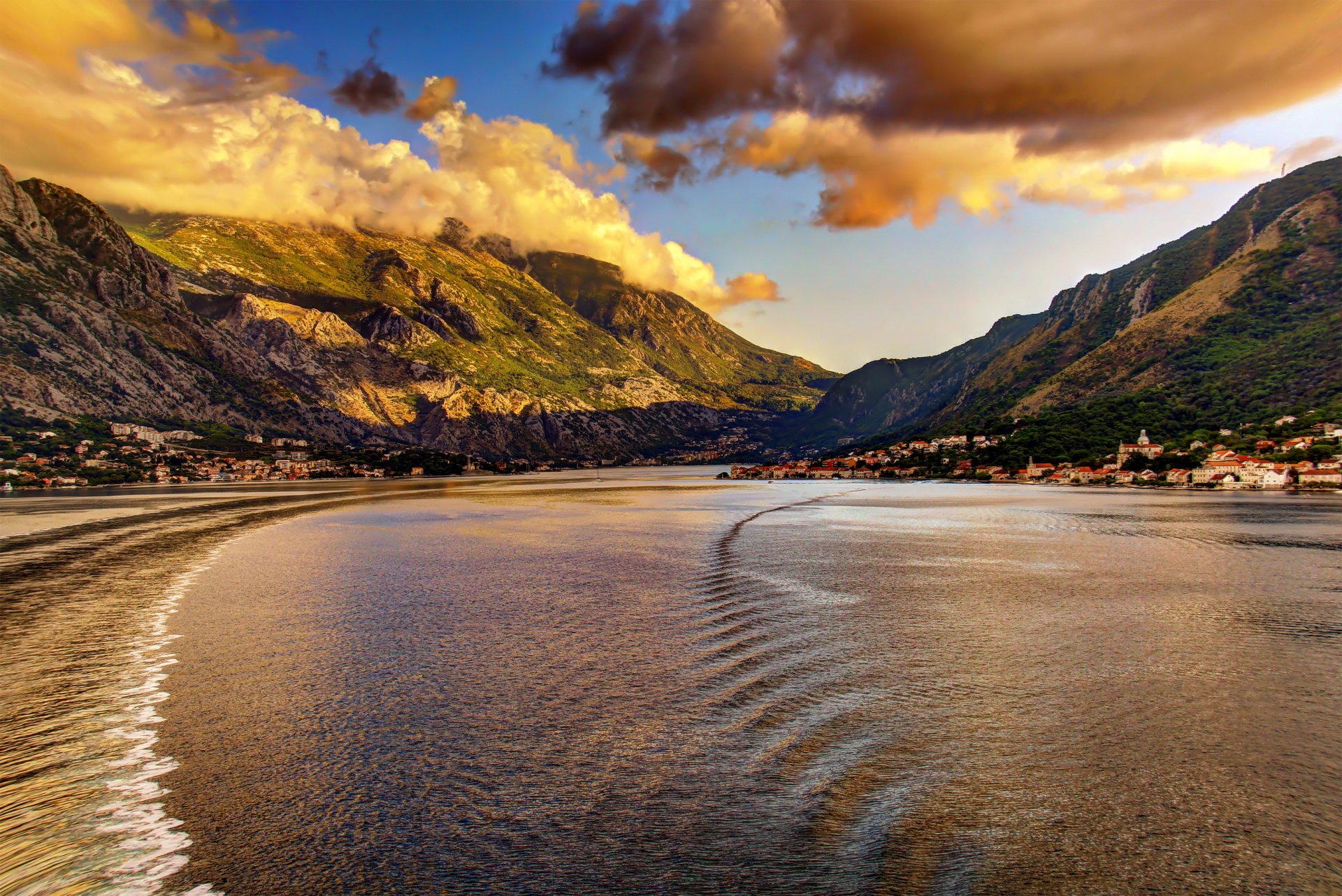 montenegro meer berge küste stadt natur foto