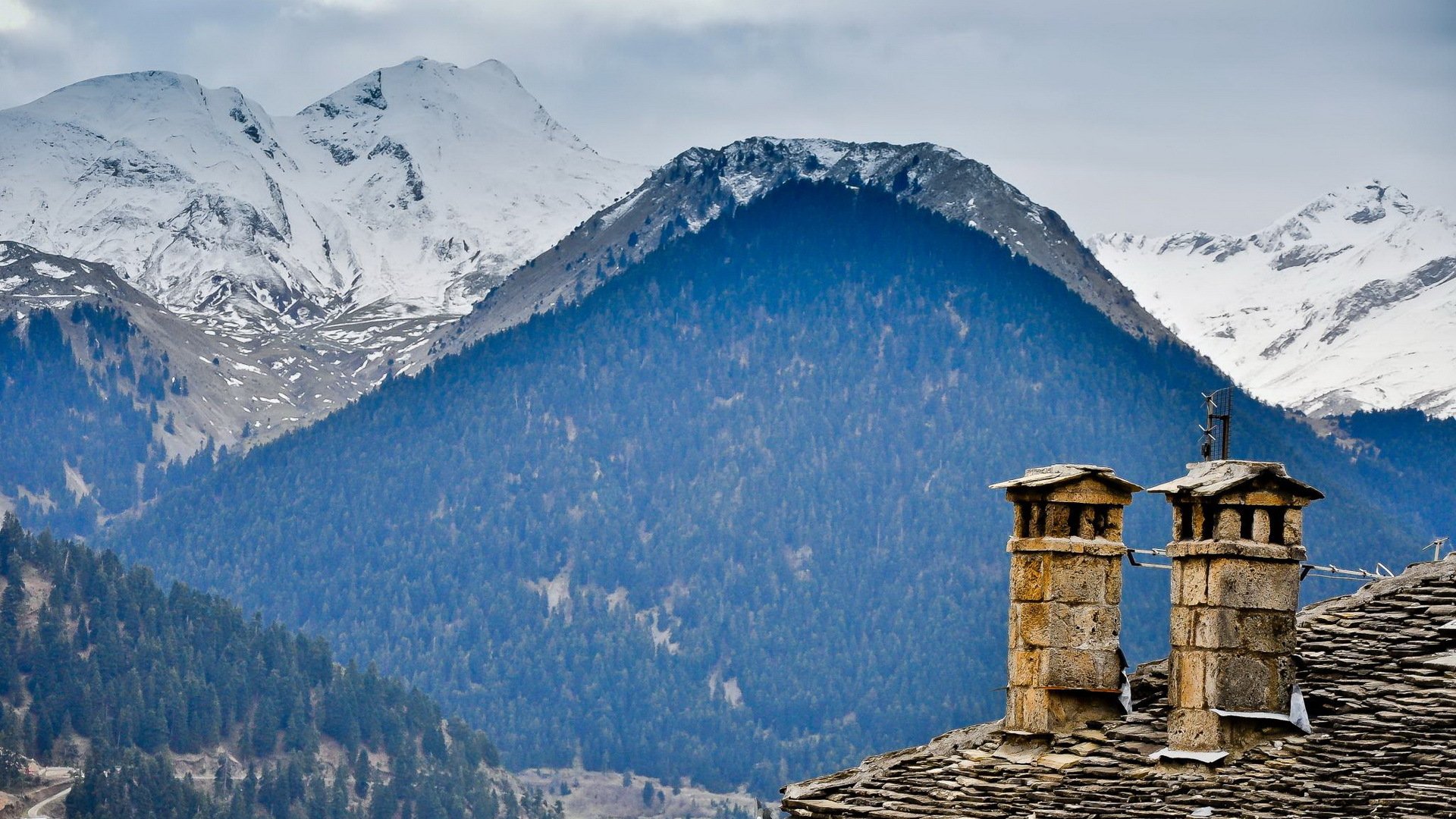 mountain house roof landscape