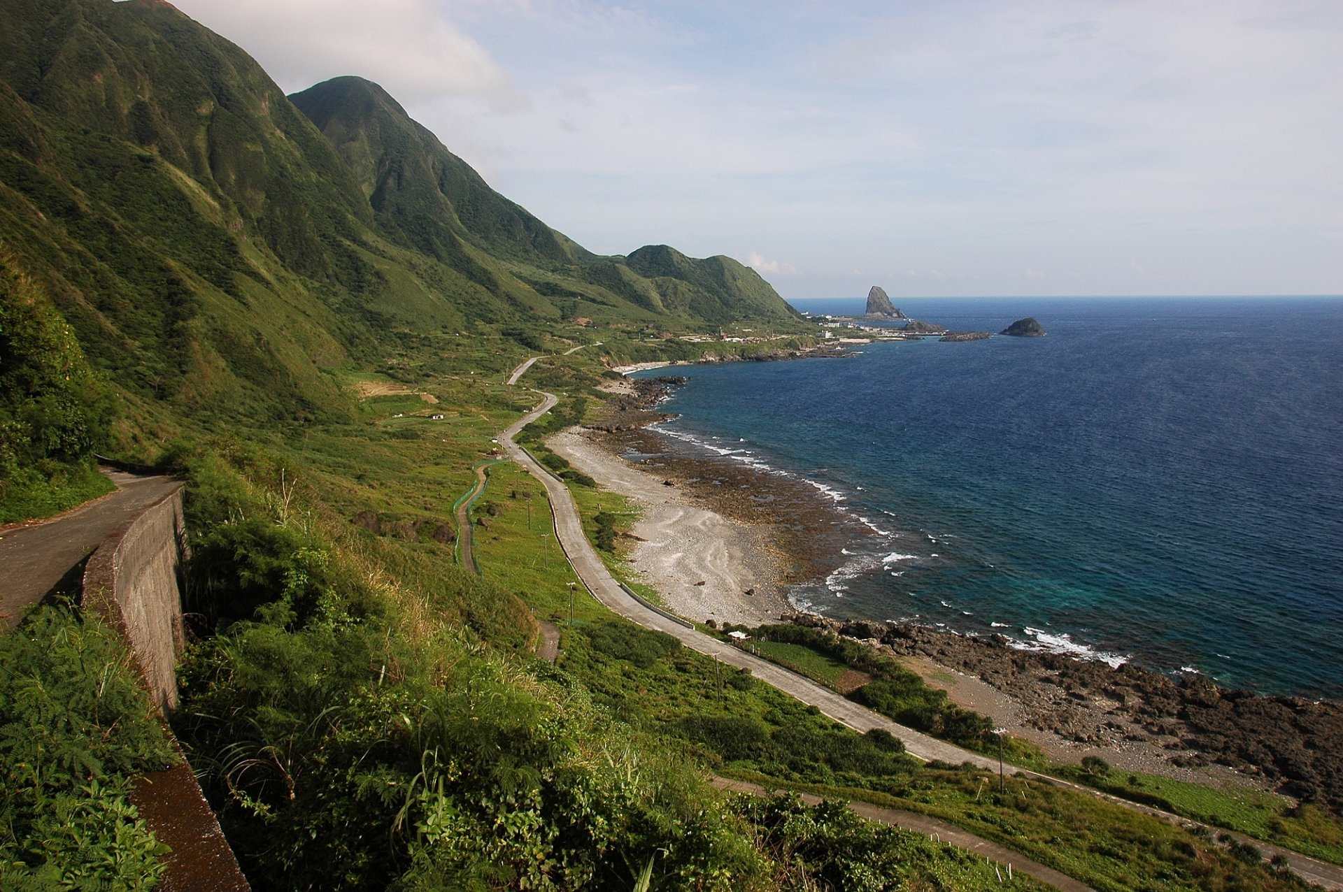 taiwan mare costa montagna strada natura foto