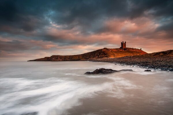 Un coin pittoresque de la mer en Angleterre