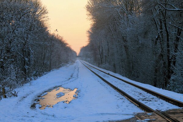 Winterwaldstraße bei Sonnenuntergang