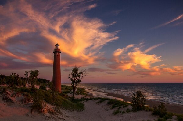 Phare sur les rives du lac Michigan