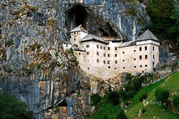 Château de prejam dans les montagnes en Slovénie