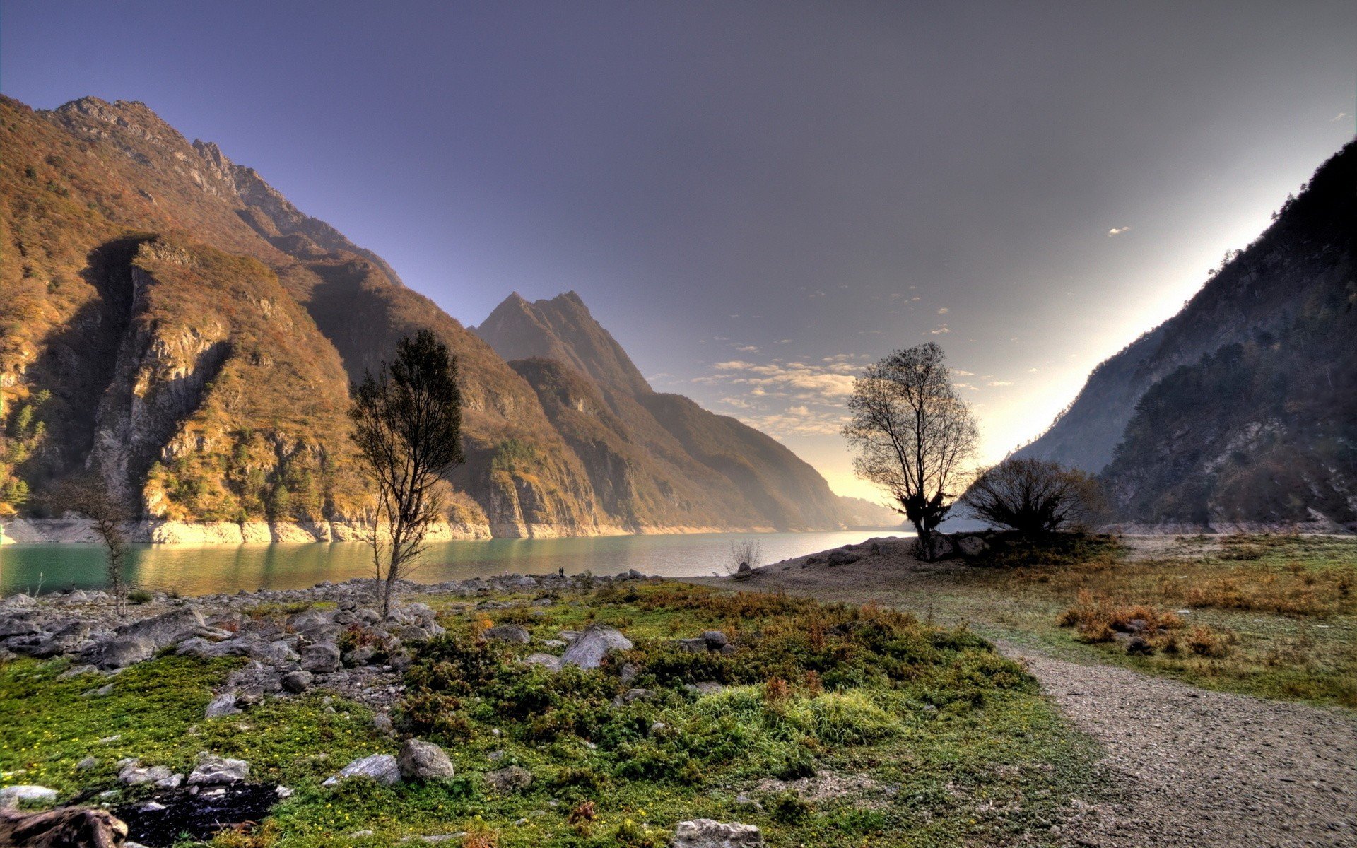 berg landschaft himmel fluss grün