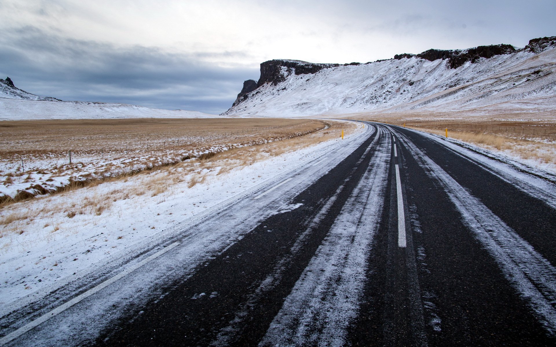 route montagne champ paysage