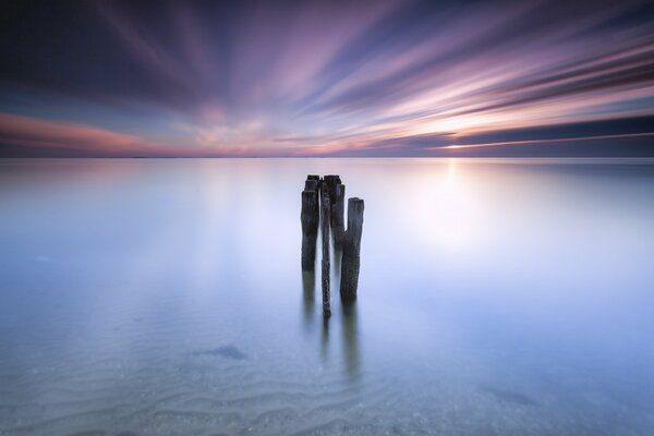 Awesome: Maryland USA coast, bay, coast. Evening, sunset sky in clouds