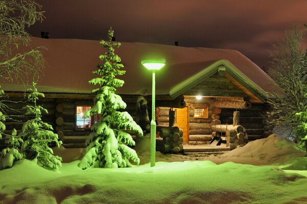 Gemütliches Haus im fernen Lappland