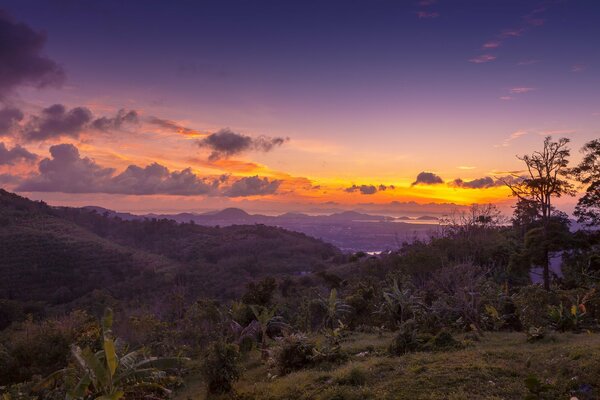 Île de Phuket au coucher du soleil