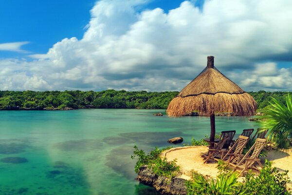 Paradis tropical avec l océan émeraude