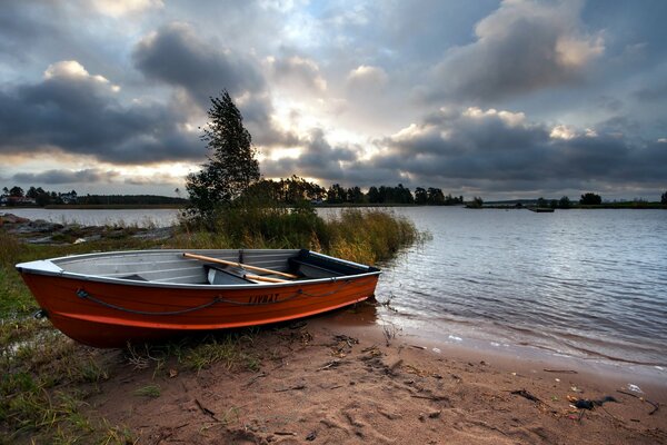 River boat landscape sand