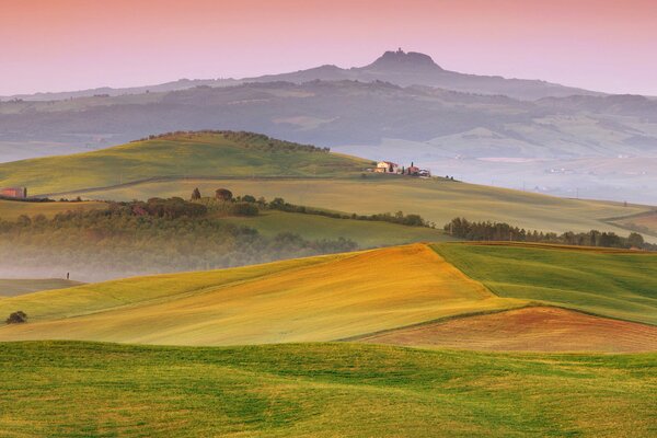 Casa tra le colline in Toscana