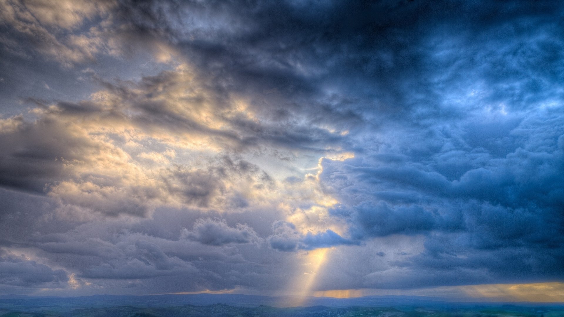 ciel nuages lumière terre rayons