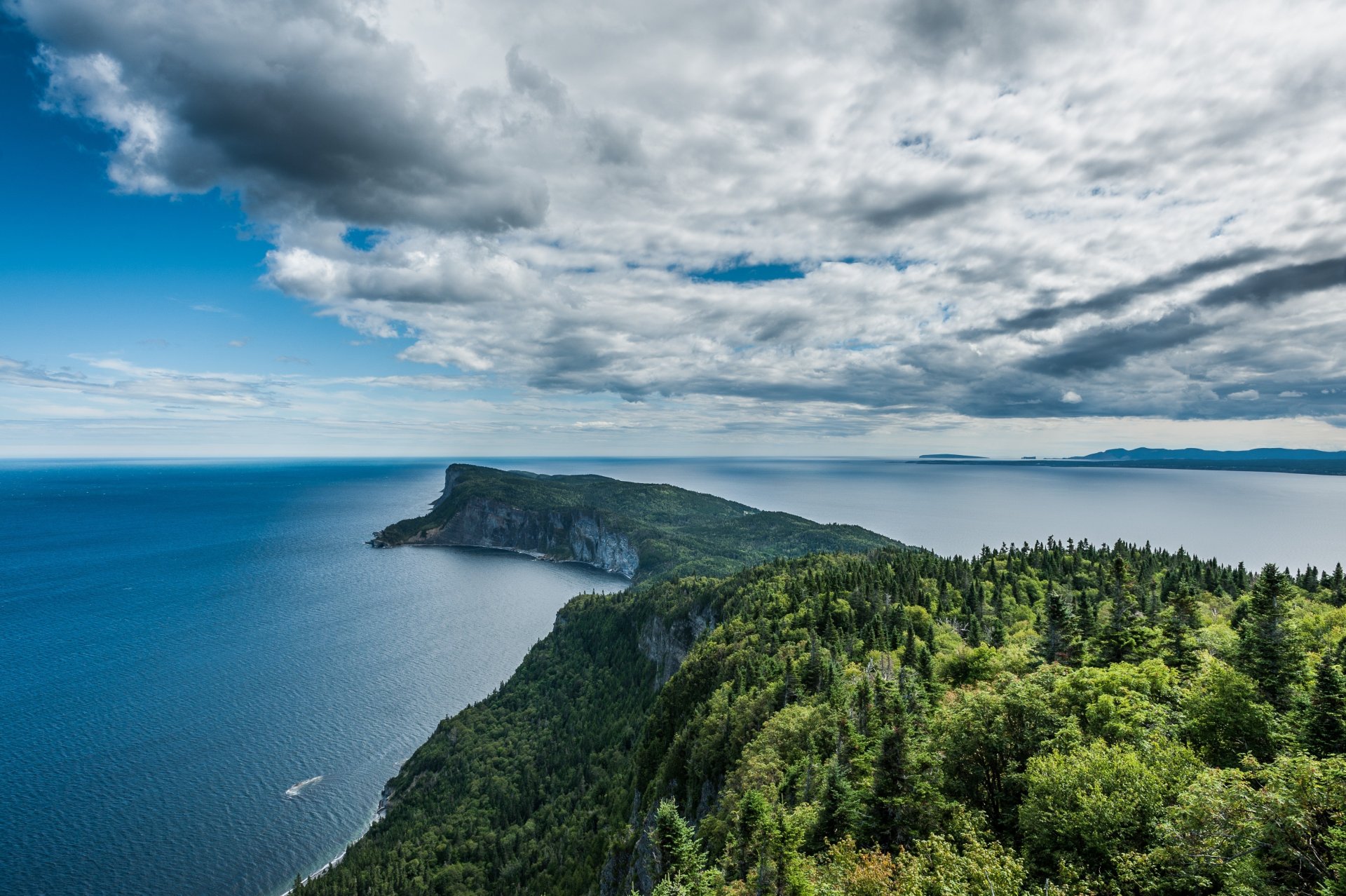 kap felsen wasser bäume himmel wolken