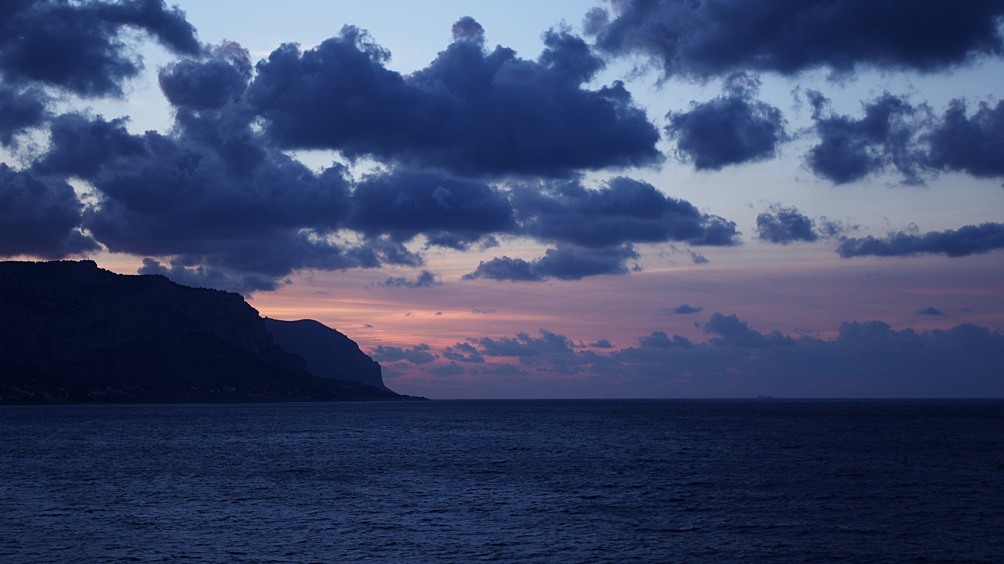 italia sicilia mar mediterráneo acantilados tarde puesta del sol cielo nubes