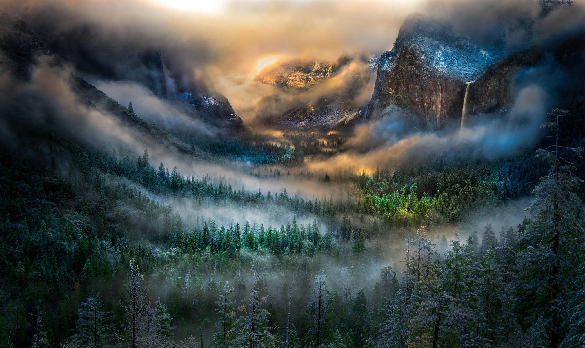 mountain forest dawn waterfall fog valley winter bridalveil falls california tunnel view yosemite national park