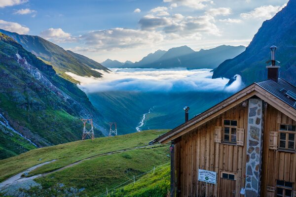 A house in a valley among the mountains